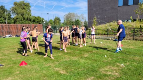 Sportdag klas 1 en 2 - 11