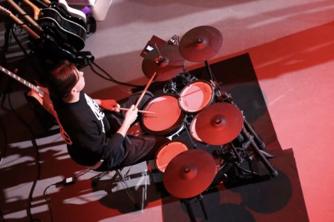 2DC16366-B0F1-44A8-8236-24623F319872_1_201_a