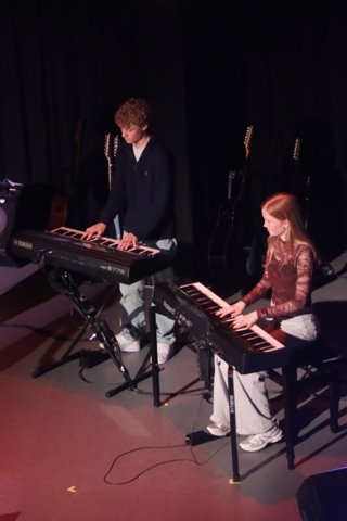 51-87347C21-5291-41BC-862A-8FE3751DD692_1_201_a