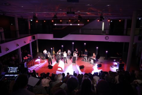 62-FA879E5F-14AD-4F21-8910-16C22872C0CF