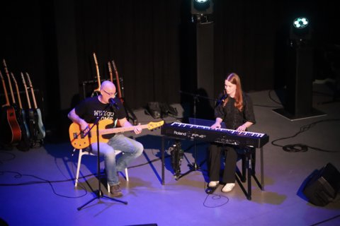 83-ACABAA2D-650A-4BA7-AFE1-11B9791F8B12_1_201_a