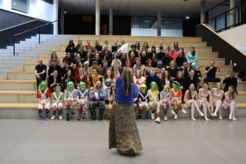 9012BD6F-20F4-4327-81B2-42D99A7CCA6C_1_201_a