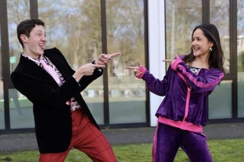 5AA6DD38-2CC9-48E0-8B4E-A1F0E565ADF5_1_201_a